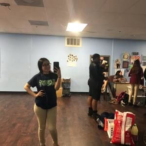 Meet your Posher, Adamaris